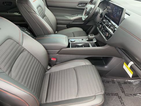 New 2026 Nissan Pathfinder Rock Creek AWD/4WD image 12