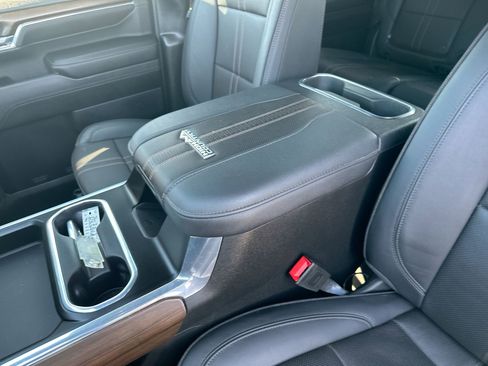 Used 2024 Chevrolet Silverado 3500 High Country w/ High Country Premium Package AWD/4WD image 20