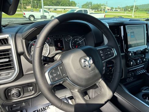 New 2026 RAM 1500 Big Horn AWD/4WD image 11