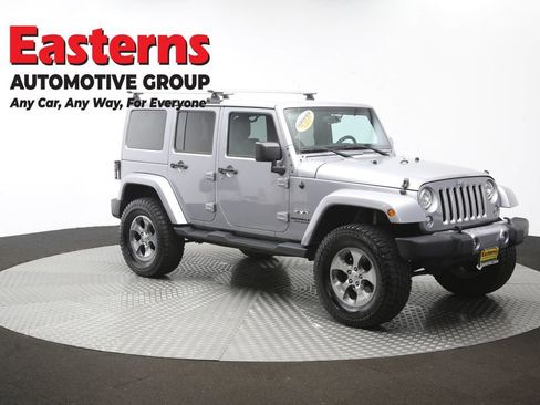 Used 2017 Jeep Wrangler Unlimited Sahara w/ Max Tow Package AWD/4WD image 51