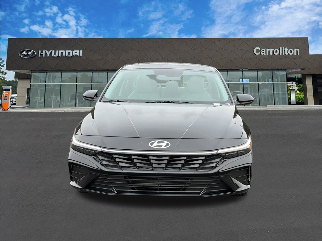 New 2026 Hyundai Elantra SEL Sport FWD image 2
