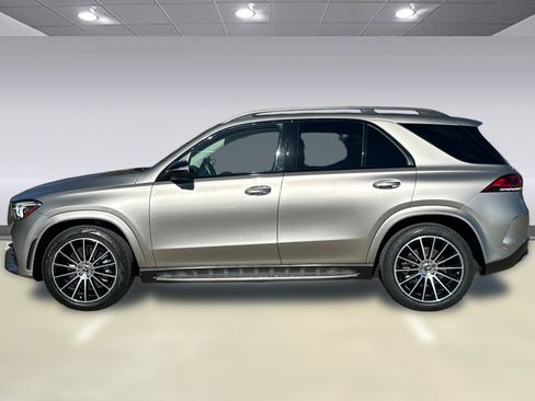 Used 2023 Mercedes-Benz GLE 450 4MATIC image 2