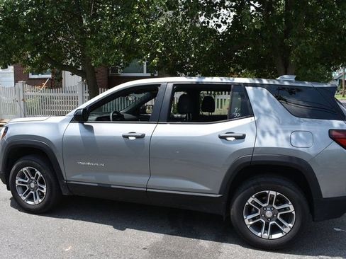 Used 2026 GMC Terrain Elevation FWD image 5