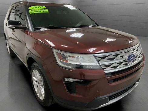 Used 2018 Ford Explorer XLT w/ Equipment Group 201A AWD/4WD image 3