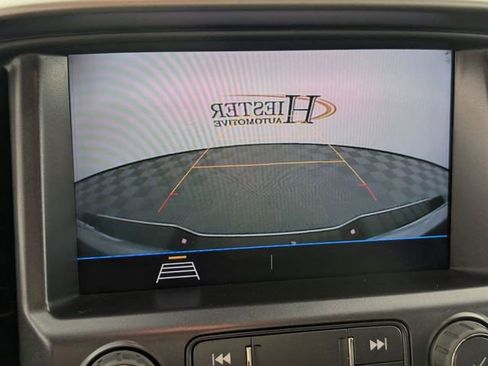 Used 2022 Chevrolet Colorado LT w/ Fleet Safety Package image 20