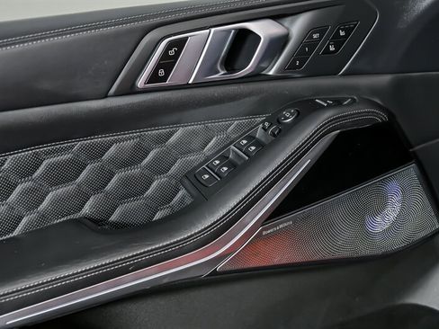 Used 2020 BMW X5 M Competition image 17