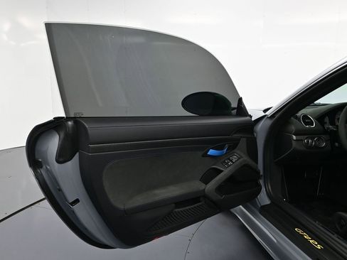 Certified 2023 Porsche 718 Cayman GT4 RS RWD image 15