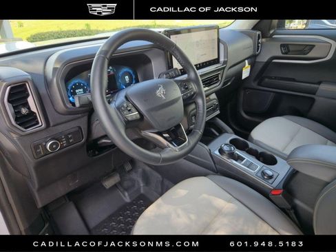 Used 2025 Ford Bronco Sport Badlands w/ Sasquatch Badlands Package AWD/4WD image 13