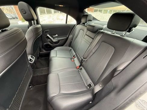 Used 2021 Mercedes-Benz CLA 250 4MATIC image 22