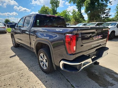Used 2025 GMC Sierra 1500 SLT AWD/4WD image 4