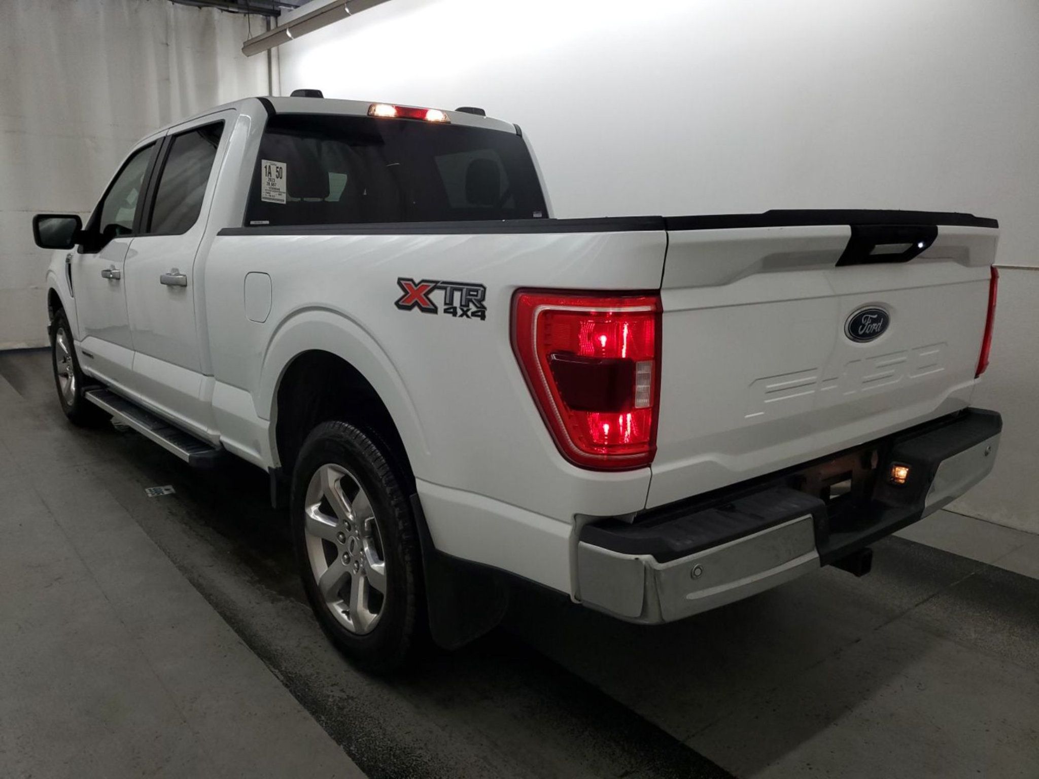 Used 2023 Ford F150 XLT w/ Max Trailer Tow Package AWD/4WD image 4
