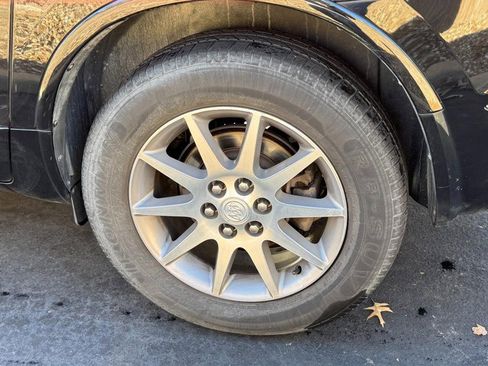 Used 2017 Buick Enclave Leather image 5