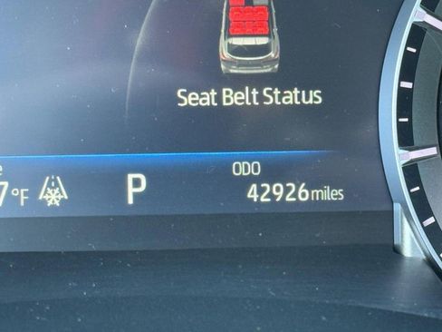 Used 2023 Toyota Highlander LE image 21