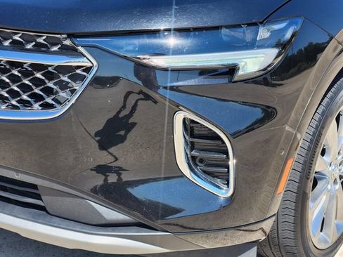 Used 2023 Buick Envision Avenir FWD image 9