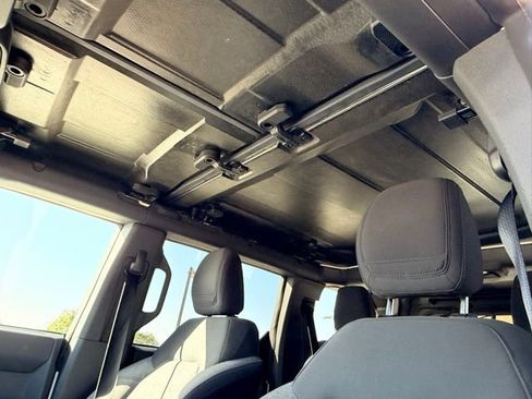 Used 2025 Ford Bronco Big Bend AWD/4WD image 11