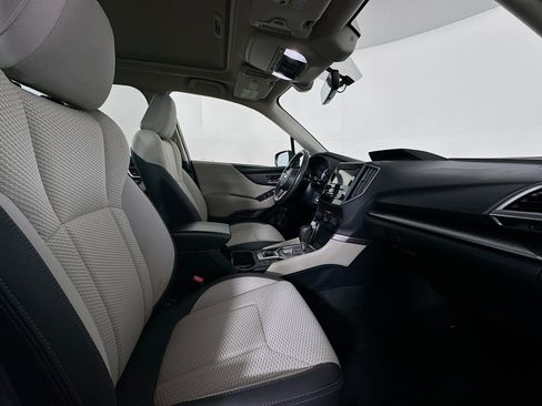 Used 2020 Subaru Forester Premium image 30