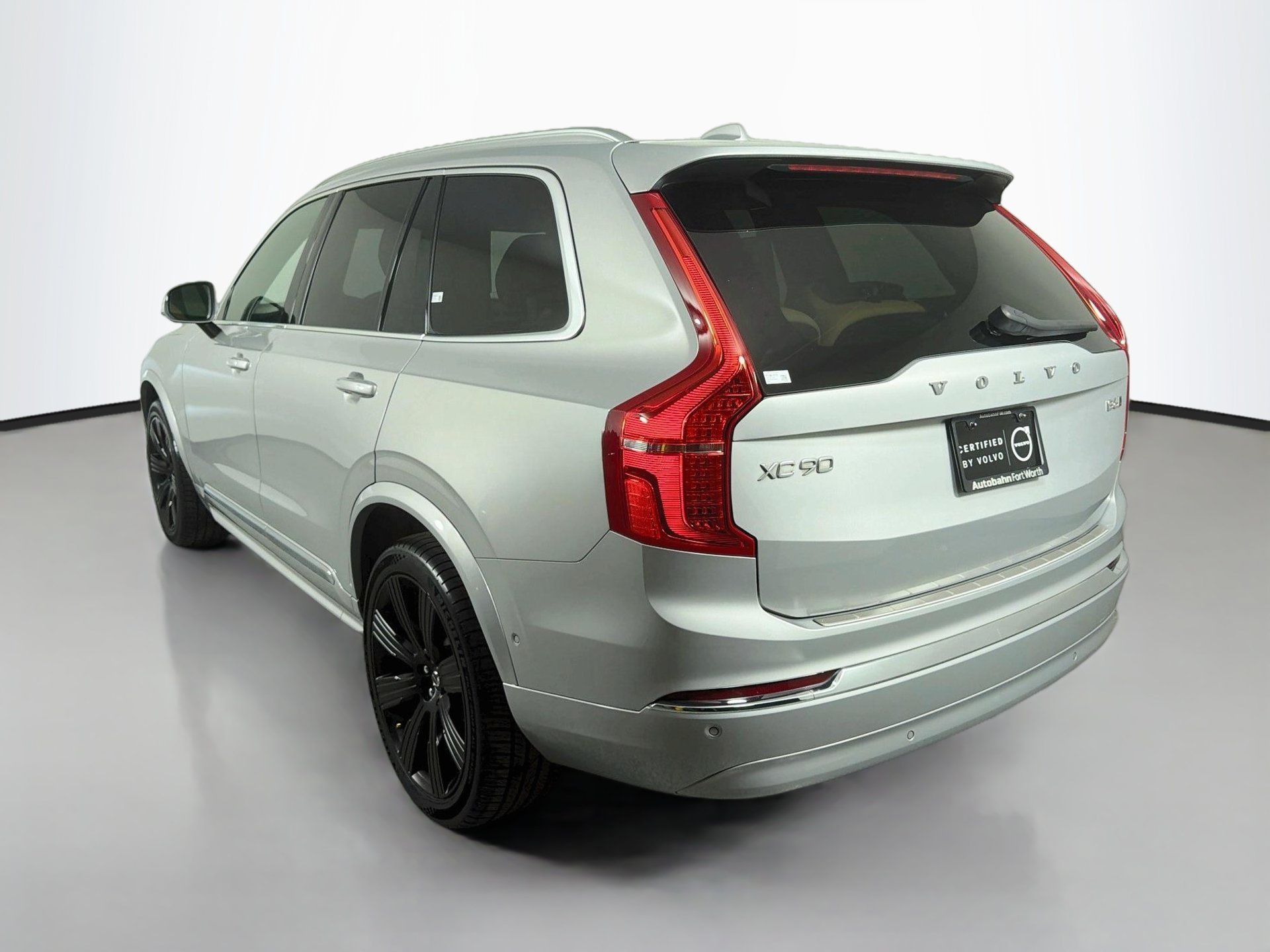 Used 2023 Volvo XC90 B6 Ultimate AWD/4WD image 8
