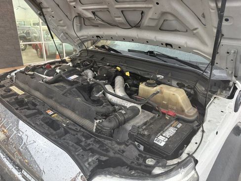 Used 2016 Ford F550 4x4 Crew Cab Super Duty image 20