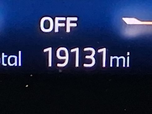 Certified 2023 BMW X1 xDrive28i w/ Convenience Package AWD/4WD image 17