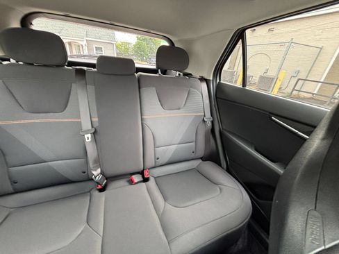 Used 2026 Kia Niro LX FWD image 36