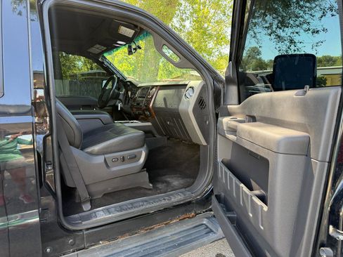 Used 2012 Ford F350 Lariat w/ FX4 4X4 Off-Road Pkg image 19