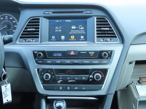 Used 2016 Hyundai Sonata Sport image 5