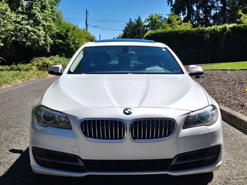 Used 2014 BMW 528i Sedan RWD image 8