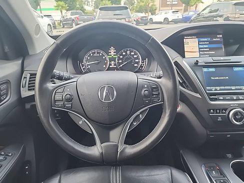 Used 2018 Acura MDX w/ Advance & Entertainment Pac AWD/4WD image 25