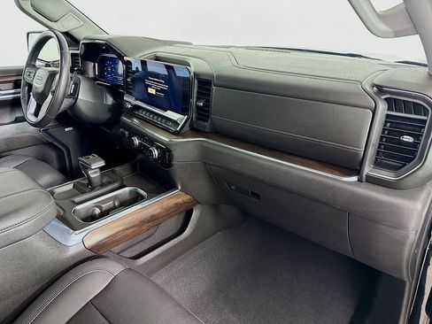 Used 2023 GMC Sierra 1500 SLT w/ SLT Premium Plus Package image 30