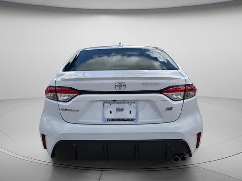 Used 2025 Toyota Corolla SE FWD image 6
