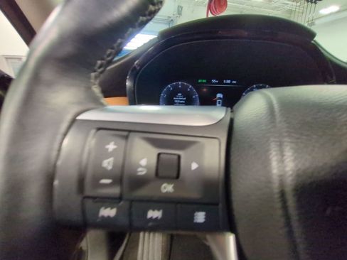 Used 2023 INFINITI QX60 Sensory w/ Vision Package image 16