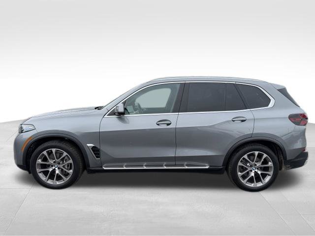 Used 2024 BMW X5 xDrive40i AWD/4WD image 4