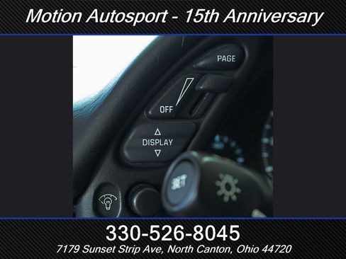 Used 2004 Chevrolet Corvette Convertible w/ Preferred Equipment Group RWD image 21