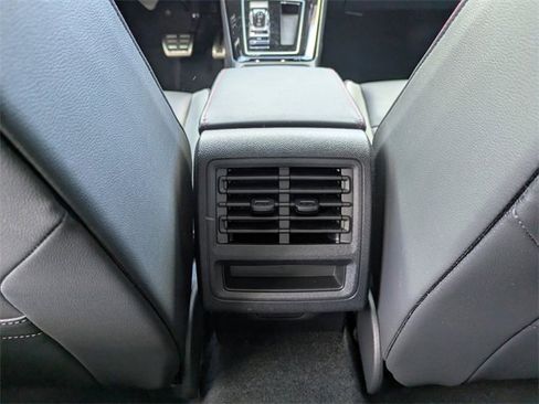New 2025 Volkswagen GTI SE image 15