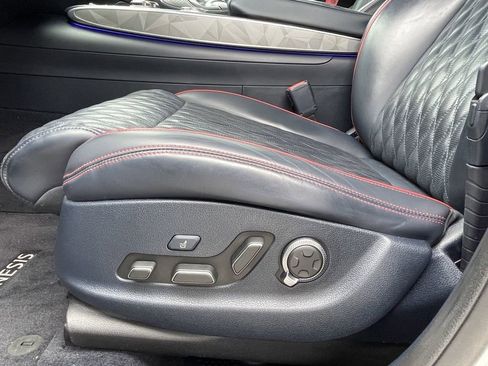 Used 2023 Genesis GV70 3.5T Sport w/ Sport Advanced Package image 19