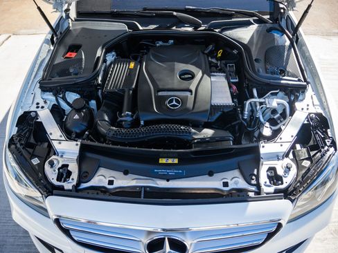 Used 2018 Mercedes-Benz E 300 4MATIC w/ Premium 2 Package image 34