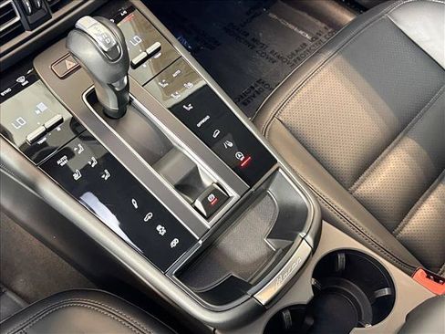 Certified 2024 Porsche Macan GTS AWD/4WD image 19