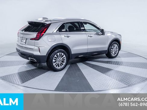 Used 2025 Cadillac XT4 Premium Luxury FWD image 10