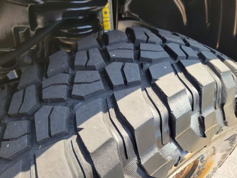 Used 2022 Jeep Wrangler Unlimited Rubicon w/ Trailer Tow Package AWD/4WD image 35