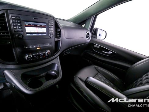 Used 2018 Mercedes-Benz Metris Passenger image 15