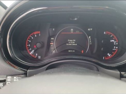 Used 2025 Dodge Durango GT AWD/4WD image 12