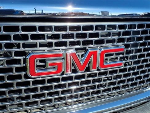 Used 2017 GMC Sierra 3500 Denali w/ Duramax Plus Package image 22