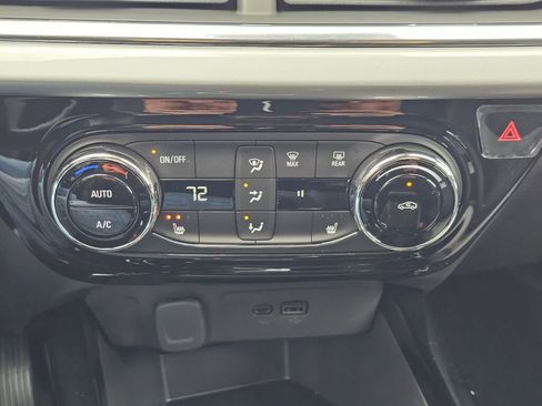 New 2026 Chevrolet Trax LT w/ Driver Confidence Package image 15