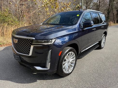 Used 2021 Cadillac Escalade Premium Luxury image 2