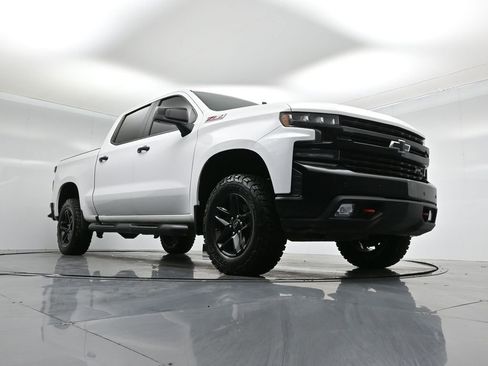 Used 2019 Chevrolet Silverado 1500 LT Trail Boss image 46