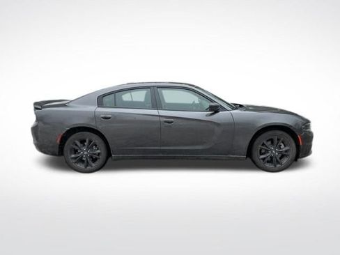 Used 2022 Dodge Charger SXT w/ Blacktop Package image 6