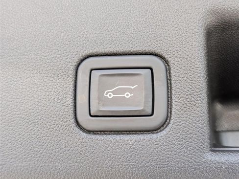 Used 2024 Chevrolet Equinox LT AWD/4WD image 14