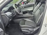 Used 2025 Jeep Compass Latitude image 5