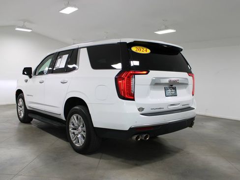 Used 2024 GMC Yukon Denali RWD image 7