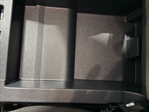 Used 2023 Ford F150 XLT w/ XTR Package image 29